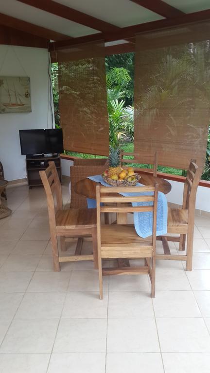 Los Delfines Lodge Puerto Viejo de Talamanca Bilik gambar
