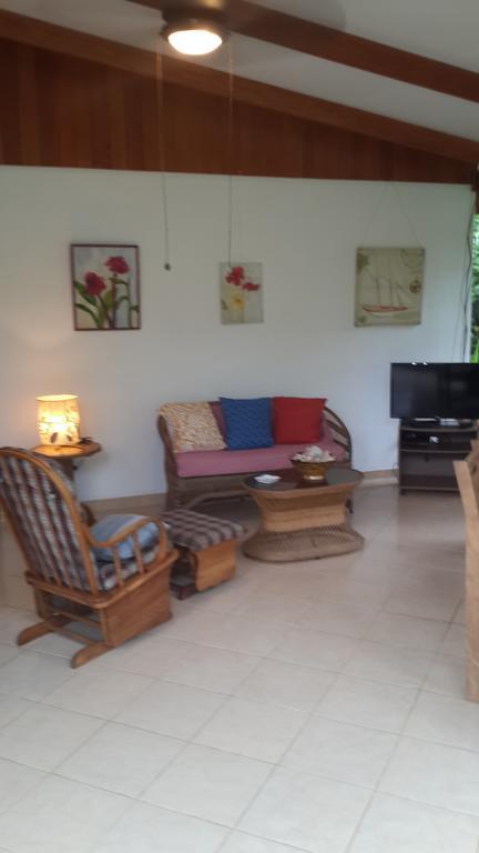 Los Delfines Lodge Puerto Viejo de Talamanca Bilik gambar